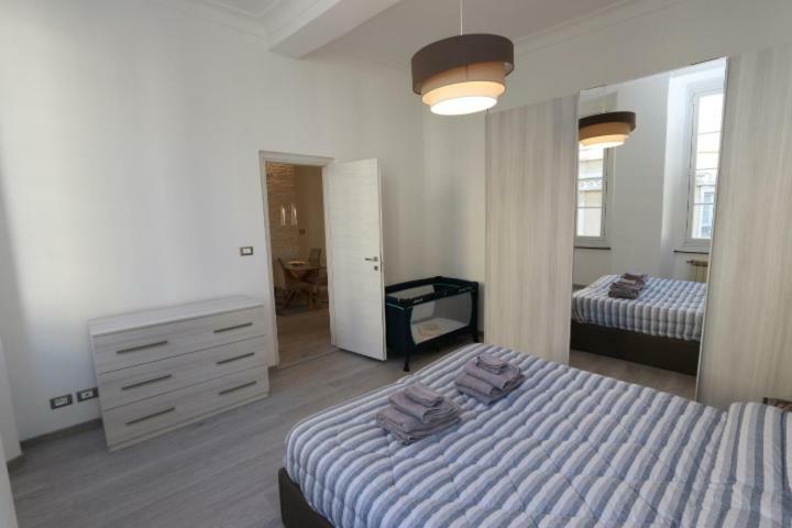 Exclusive Apt Really Downtown - Free Private Parking Included! Génova Exterior foto